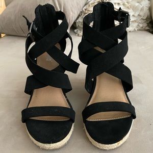 Black wedge sandals 9 1/2